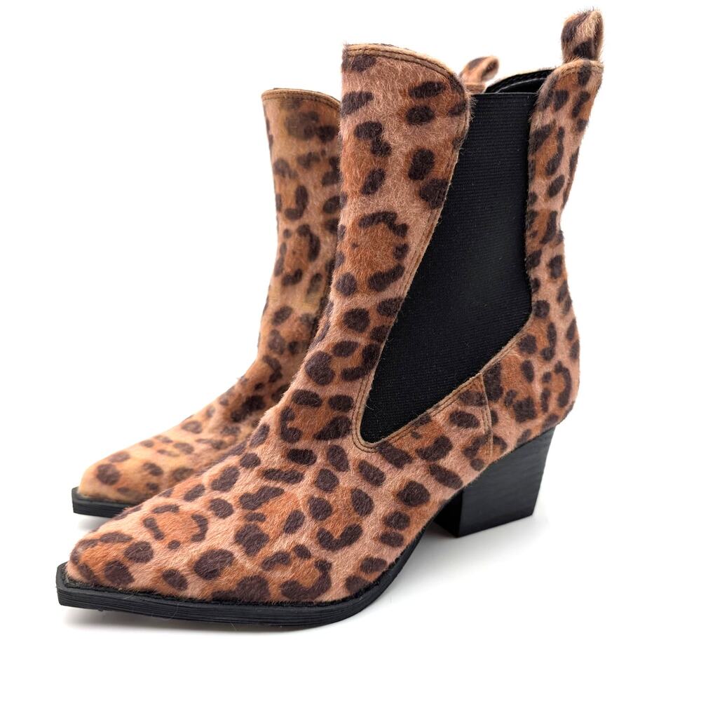 DV by Dolce Vita Jerico A Chelsea Bootie Women's Leopard Pony Size US7 EU37.5